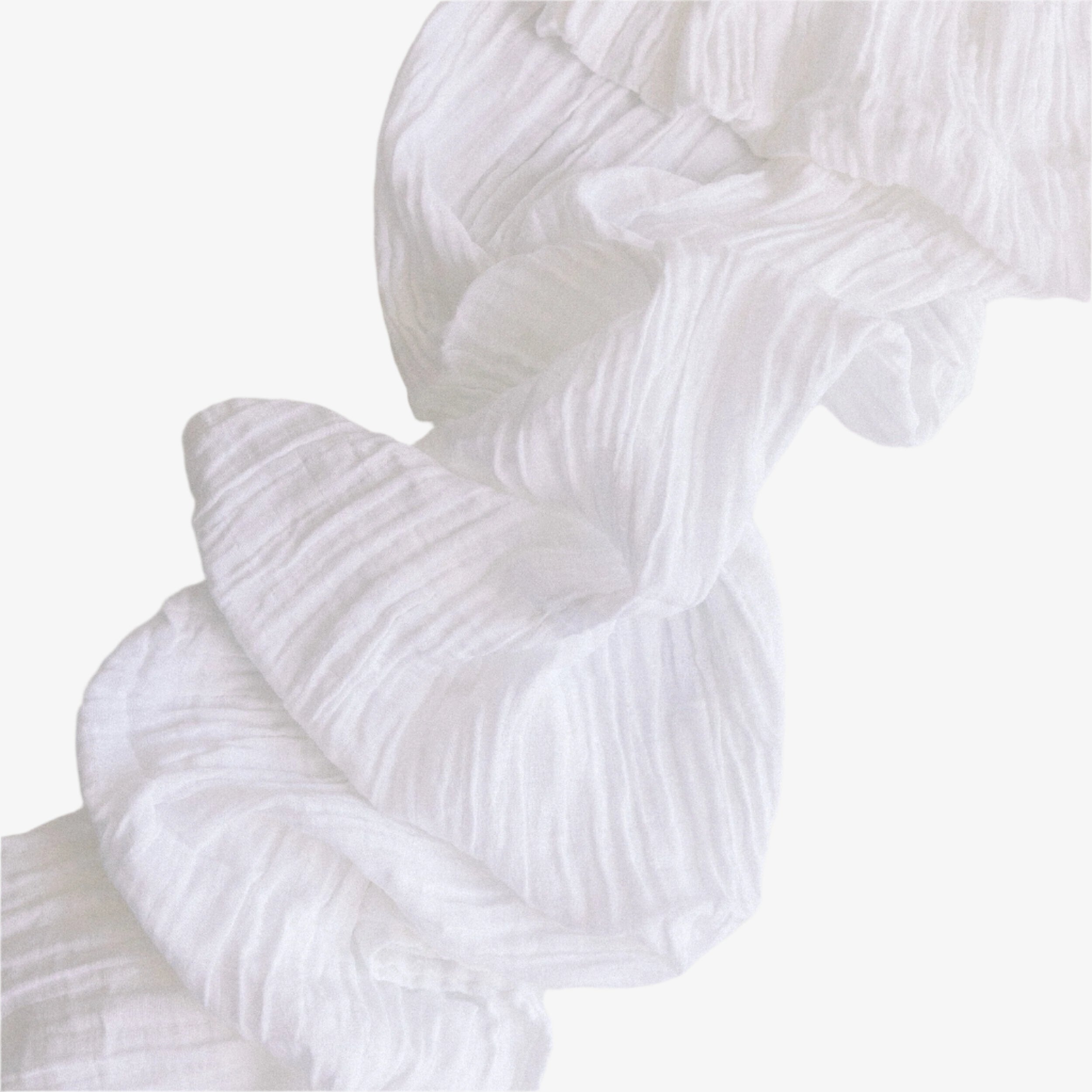 White organic cotton runner in classic white with crinkled texture, 156 inches long