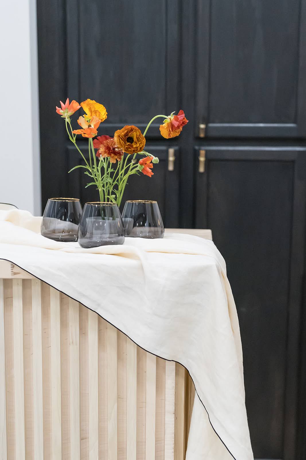 Siren Short Stemless Goblets – Charcoal with Gold Rim (Set of 4)